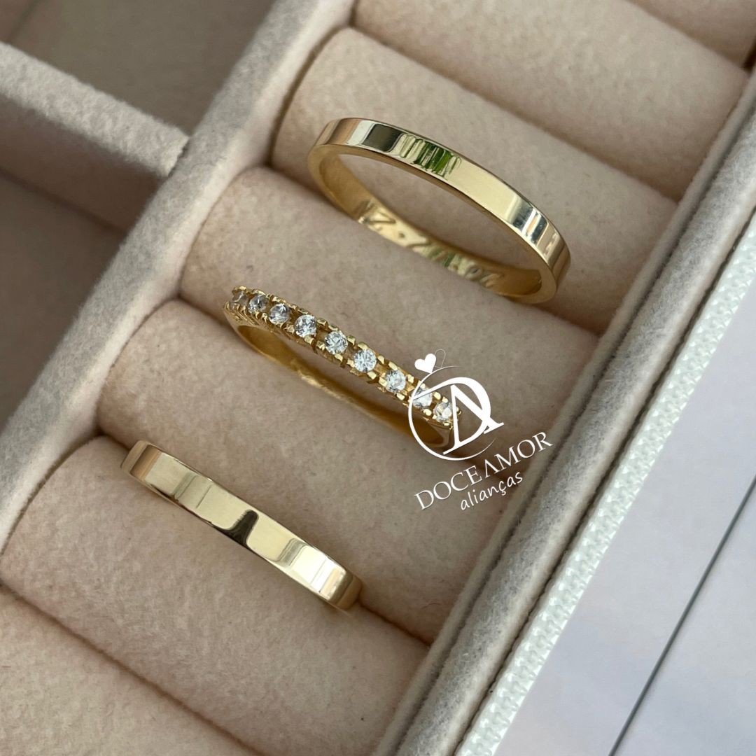 Par de Alianças em Prata 950 	Banho Ouro 18K 2mm Modelo: DA-027-6  Anel Aparador