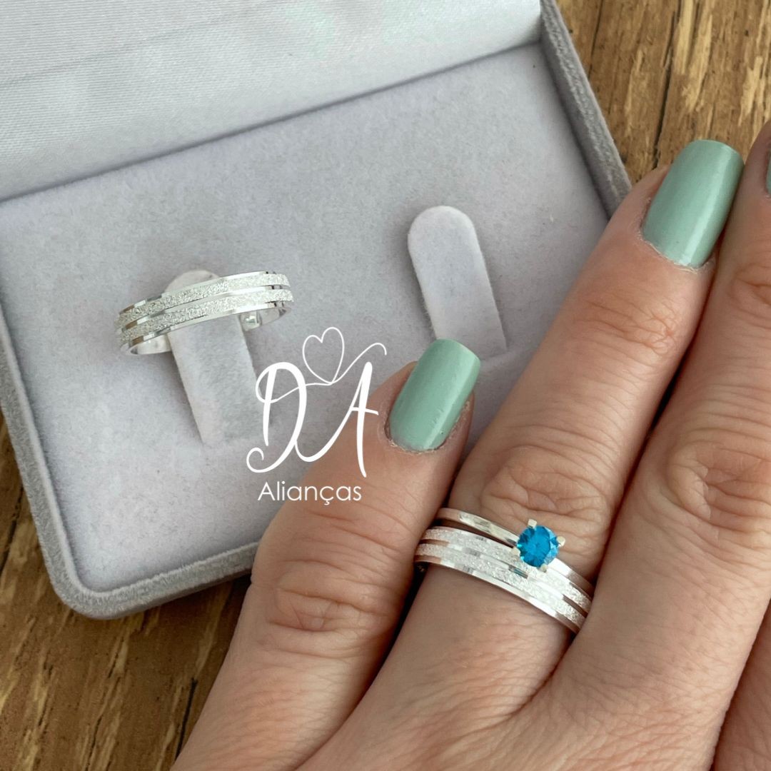 Par de Alianças em Prata 950- 4mm   Modelo: DA-011  Solitário Tradicional