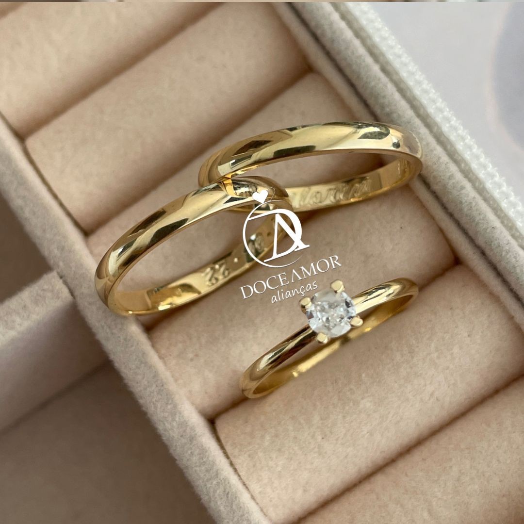 Par de Alianças em Prata 950  Banho Ouro 18K  - 2mm   Modelo: DA-016-1  Solitário Tradicional