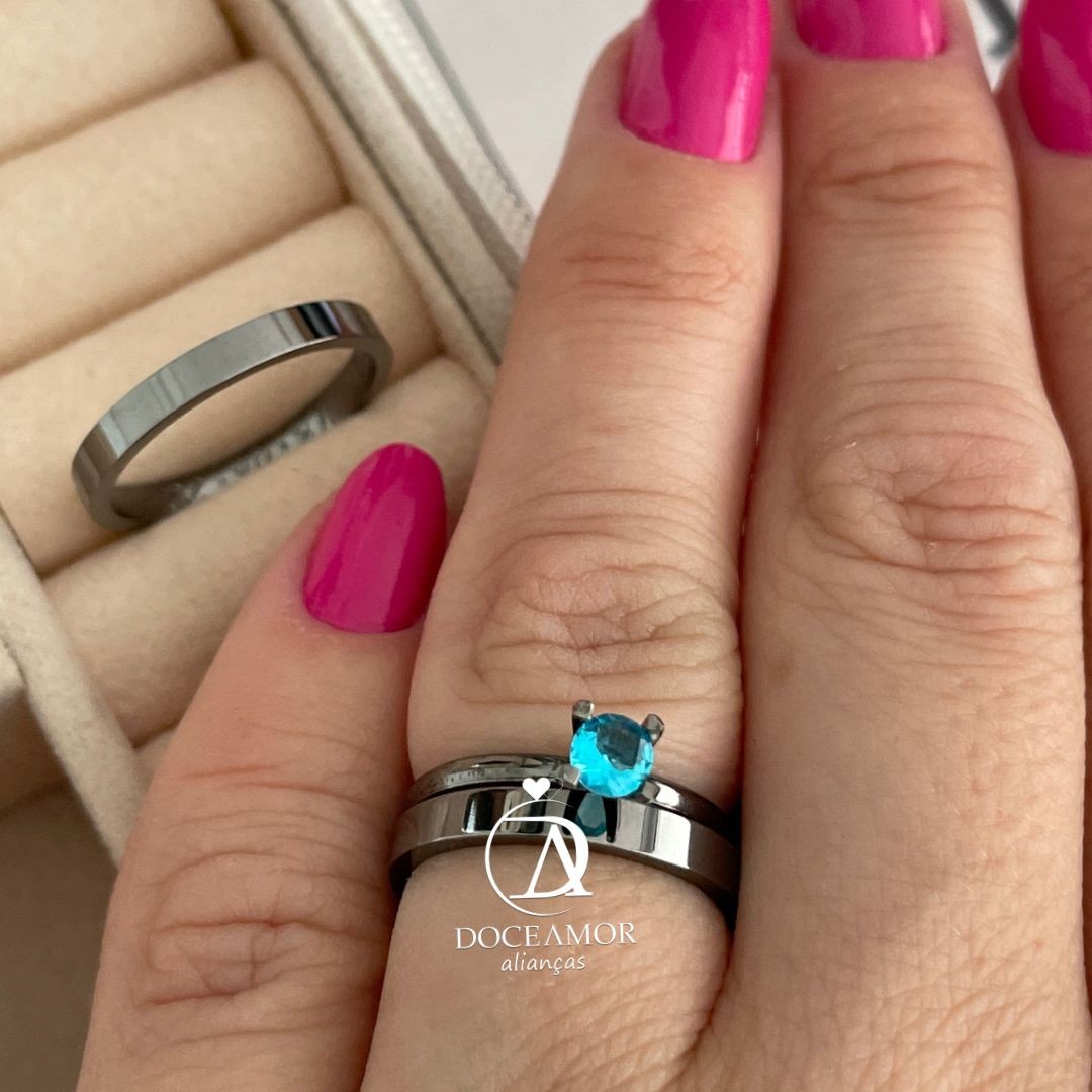 Par de Alianças em Prata 950 com Banho de Ródio Negro -2mm Modelo: DA-0100-1 Solitário Tradicional 