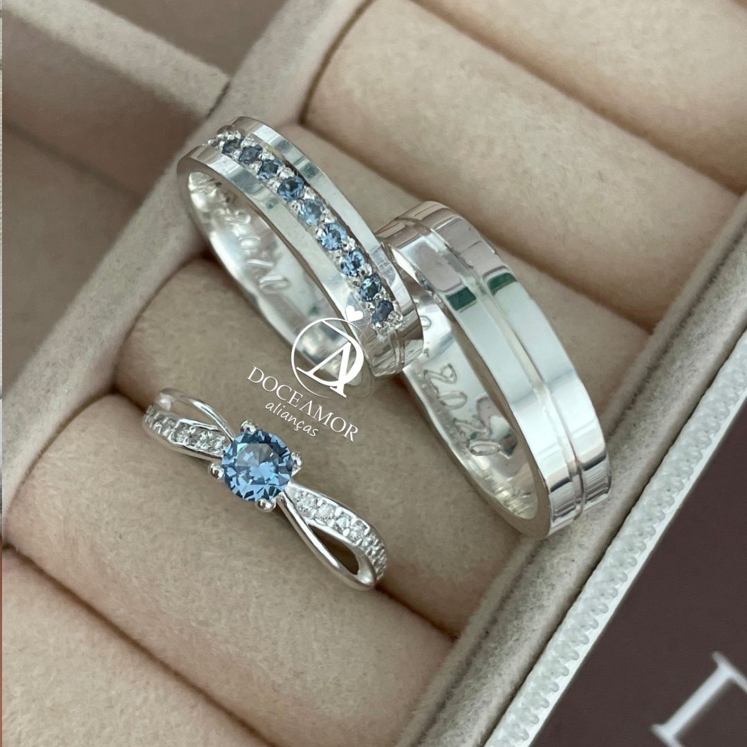 Par de Alianças em Prata 950 4mm  Modelo: DA-015-7 Solitário Princess