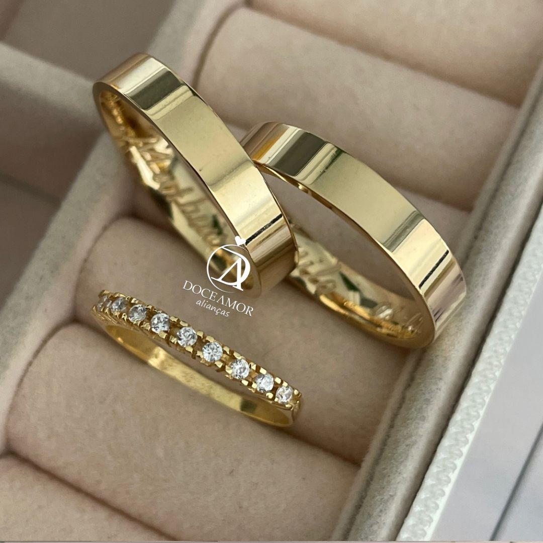 Par de Alianças em Prata 950 	Banho Ouro 18K  5mm Modelo: DA-027-10 Anel Aparador 