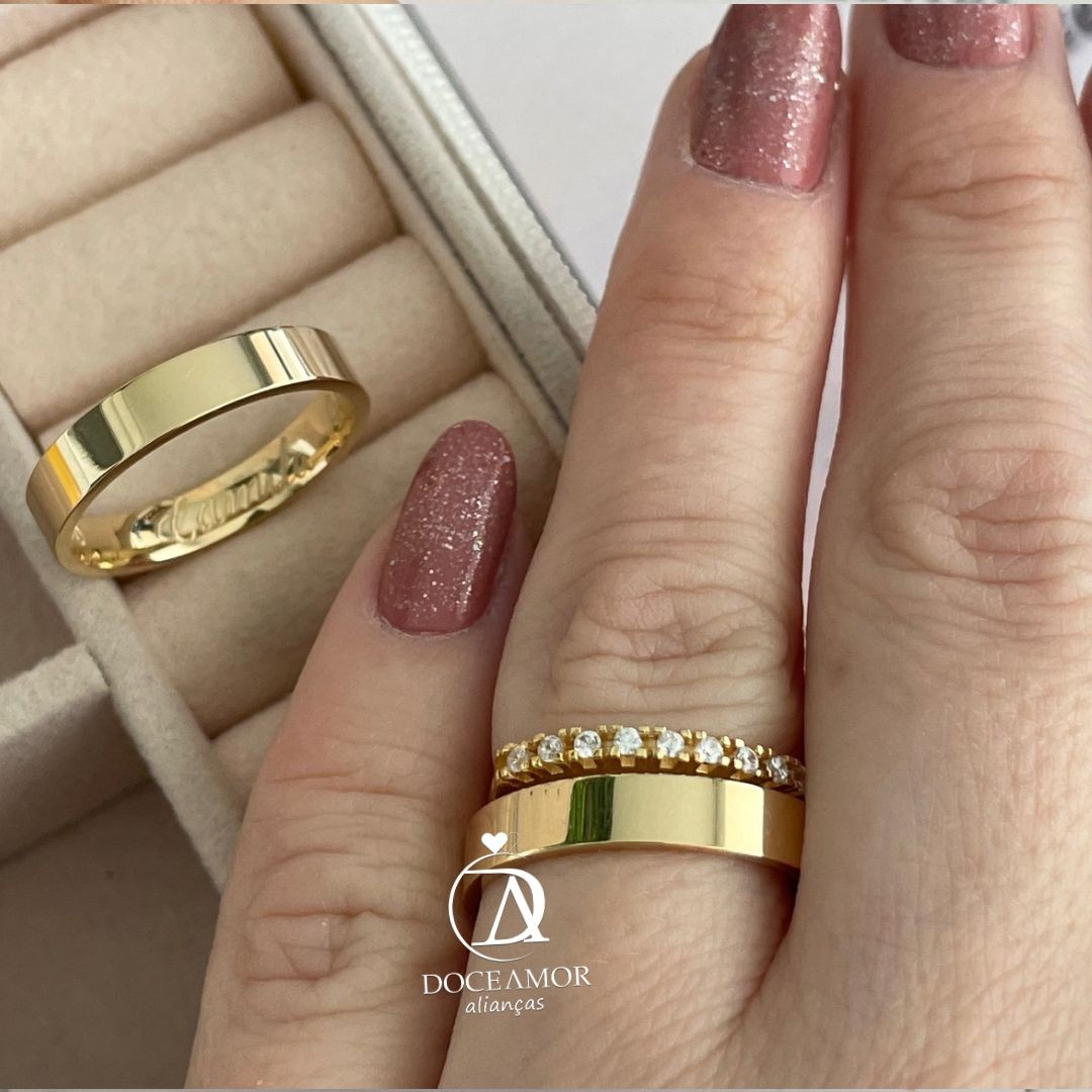 Par de Alianças em Prata 950 	Banho Ouro 18K  5mm Modelo: DA-027-10 Anel Aparador 