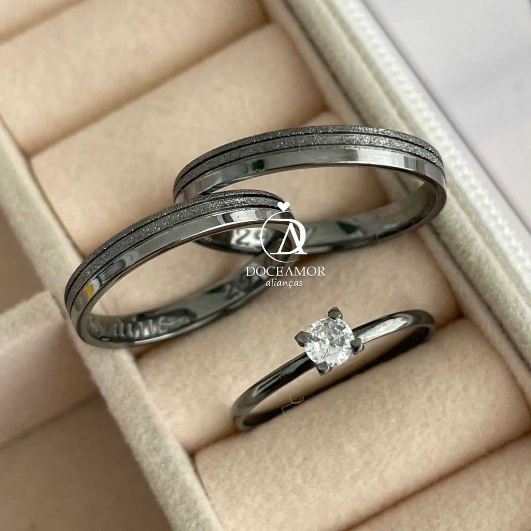 Par de Alianças em Prata 950  Banho  Ródio Negro - 3mm  Modelo: DA-018-1 Solitário Tradicional