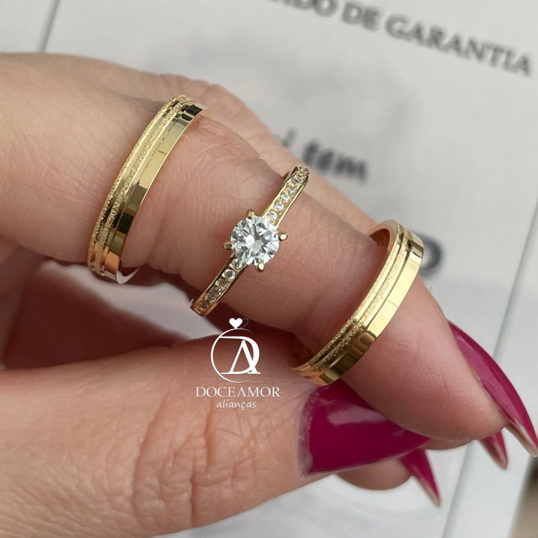 Par de Alianças em Prata 950  Banho Ouro 18K - 3mm  Modelo: DA-039 Solitário Ellegance