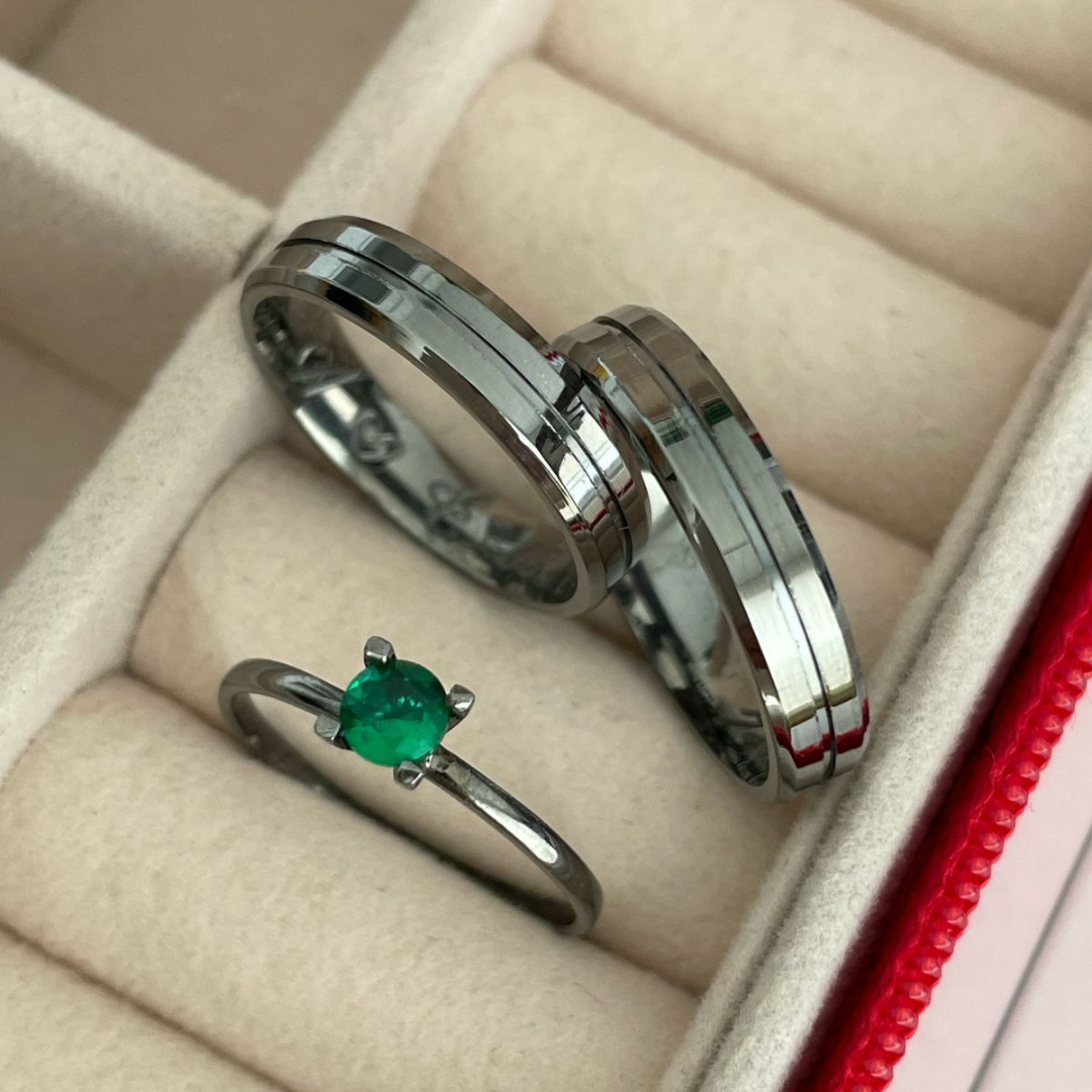 Par de Alianças em Prata 950 Banho  Ródio Negro - 4mm Modelo: DA-018 Solitário Tradicional