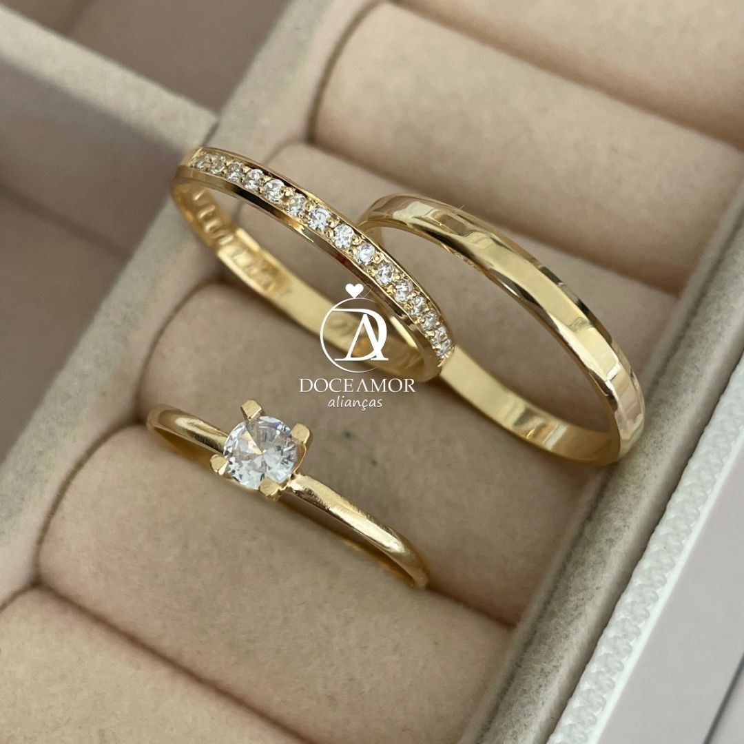 Par de Alianças em Prata 950 com Banho de Ouro 18K  2mm Modelo: DA-024-9 Solitário Tradicional