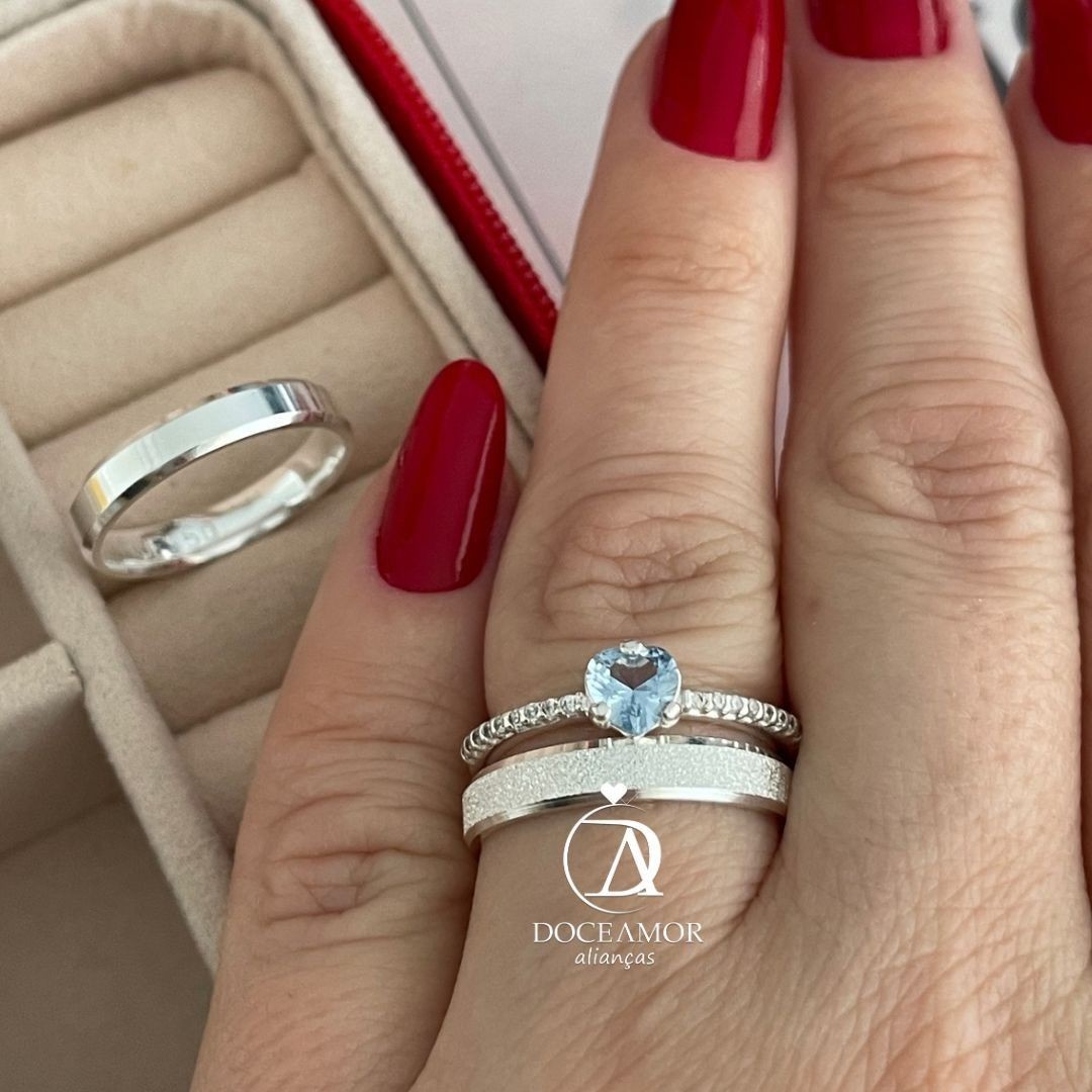 Alianças em Prata 950 - Lume - 4mm - Solitário Bela