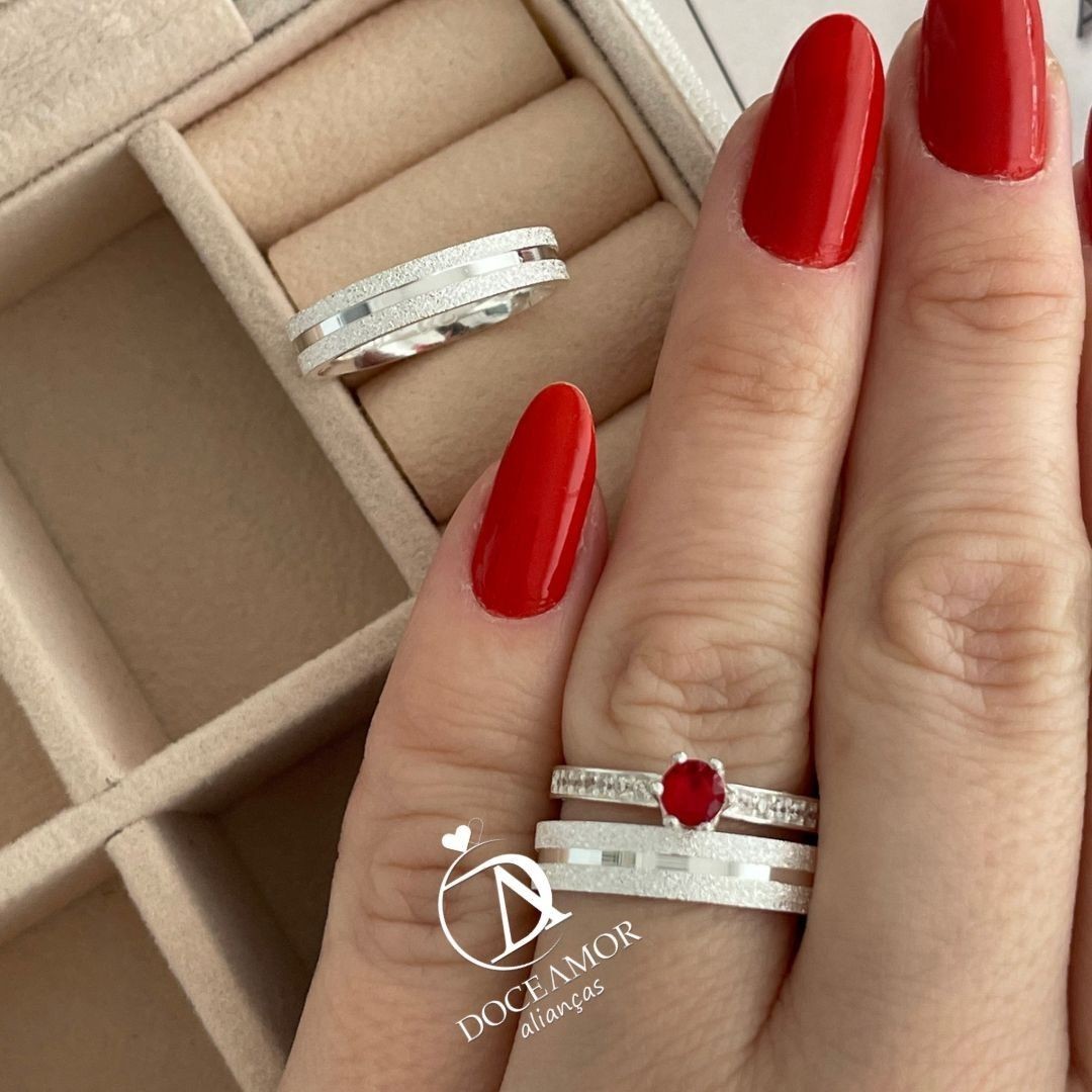 Alianças em Prata 950 - Maya - 4mm - Solitário Elegance