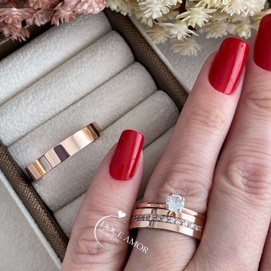 Alianças em Prata 950 - Selene - 4mm  com Banho de Ouro Rose- Solitário Tradicional 