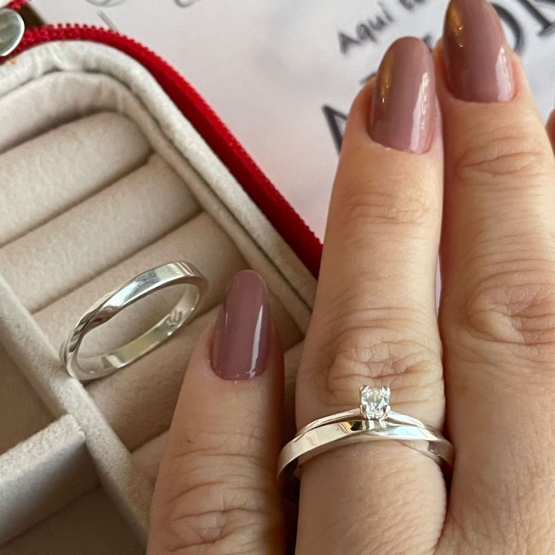 Alianças em Prata - 950 -  2,5mm - Amabile - Solitário Tradicional