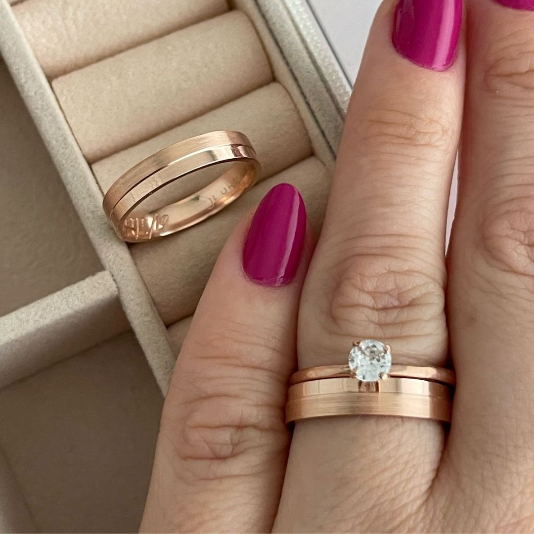 Alianças em Prata 950 - Riviera - 4mm  com Banho de Ouro Rose - Solitário Tradicional 