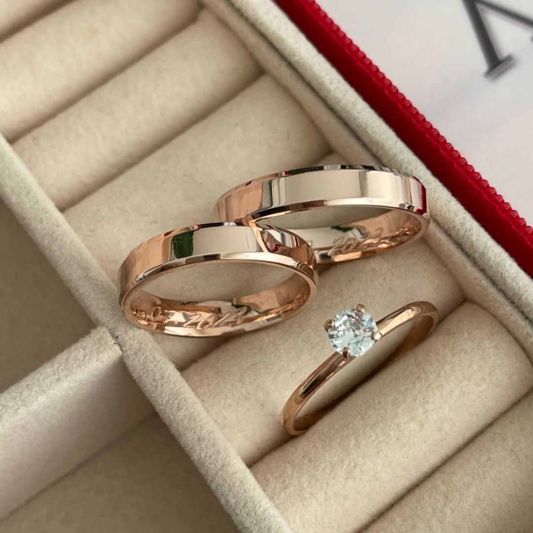 Alianças em Prata 950 - Lume - 4mm - com Banho de Ouro Rose -  Solitário Tradicional
