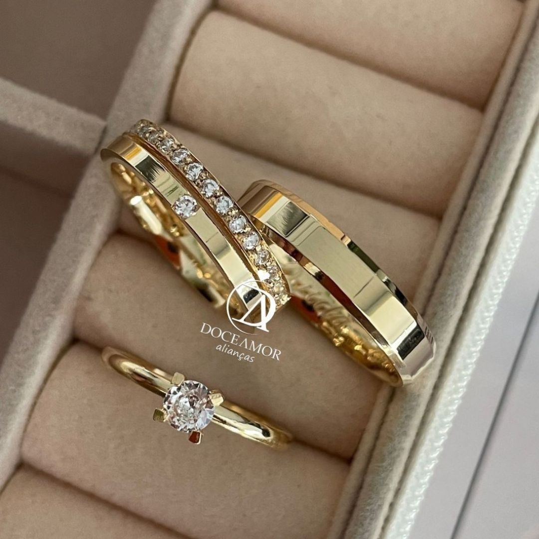 Alianças em Prata 950 - Lume - 4mm com Banho de Ouro 18K - Solitário Tradicional