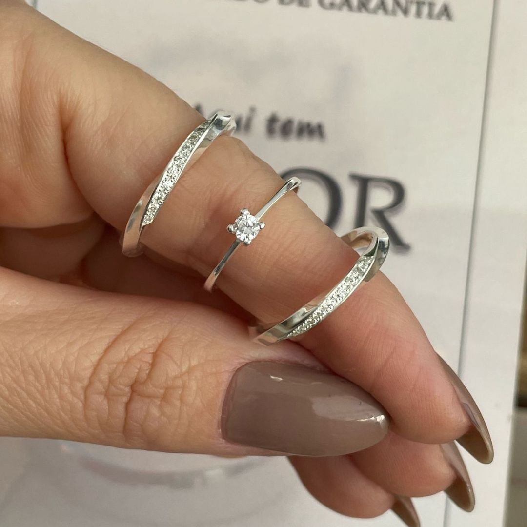 Alianças em Prata - 950 -  2,5mm - Amabile - Solitário Tradicional