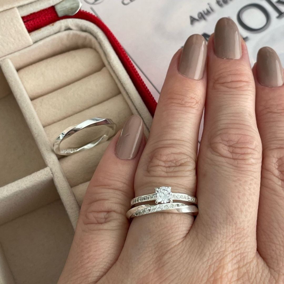 Alianças em Prata - 950 -  2,5mm - Amabile - Solitário Elegance