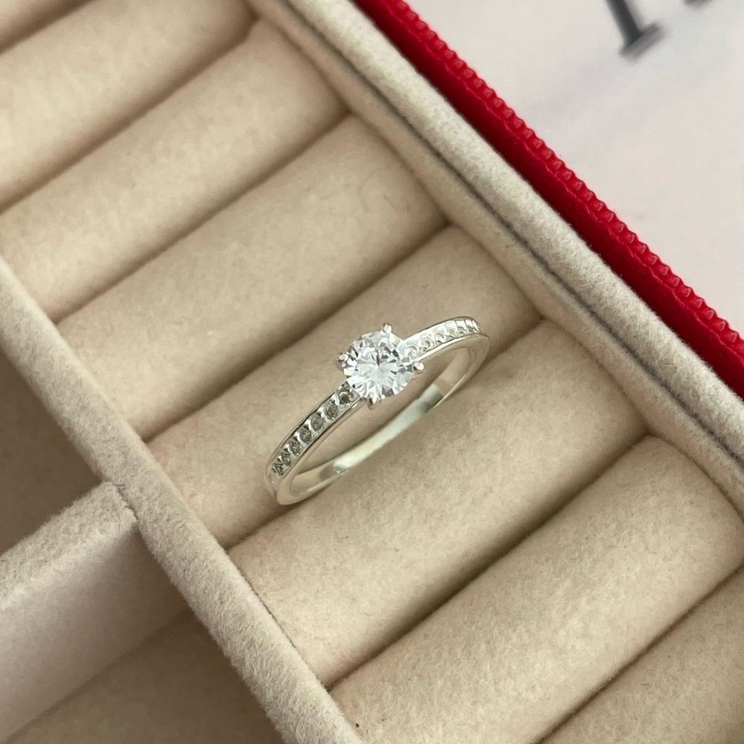 Anel Solitário Ellegance Prata 925