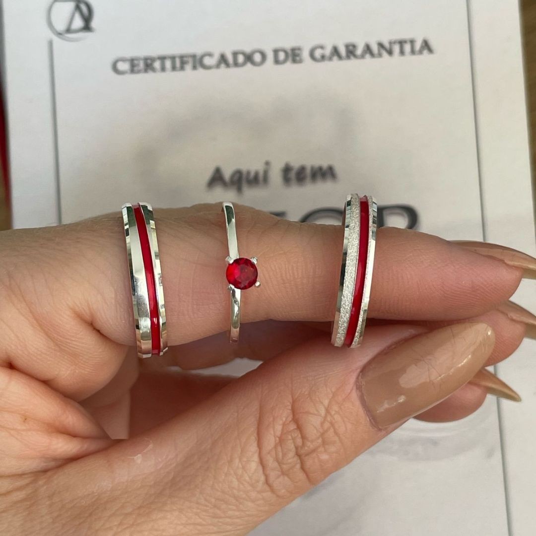 Alianças Akai ito - 4mm - Chanfradas Fosca + Polida - Solitário Tradicional