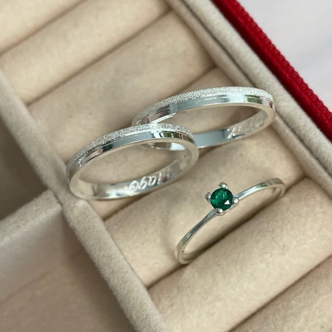 Par de Alianças em Prata 950 - 2mm  Modelo: DA-039-3  Solitário Tradicional