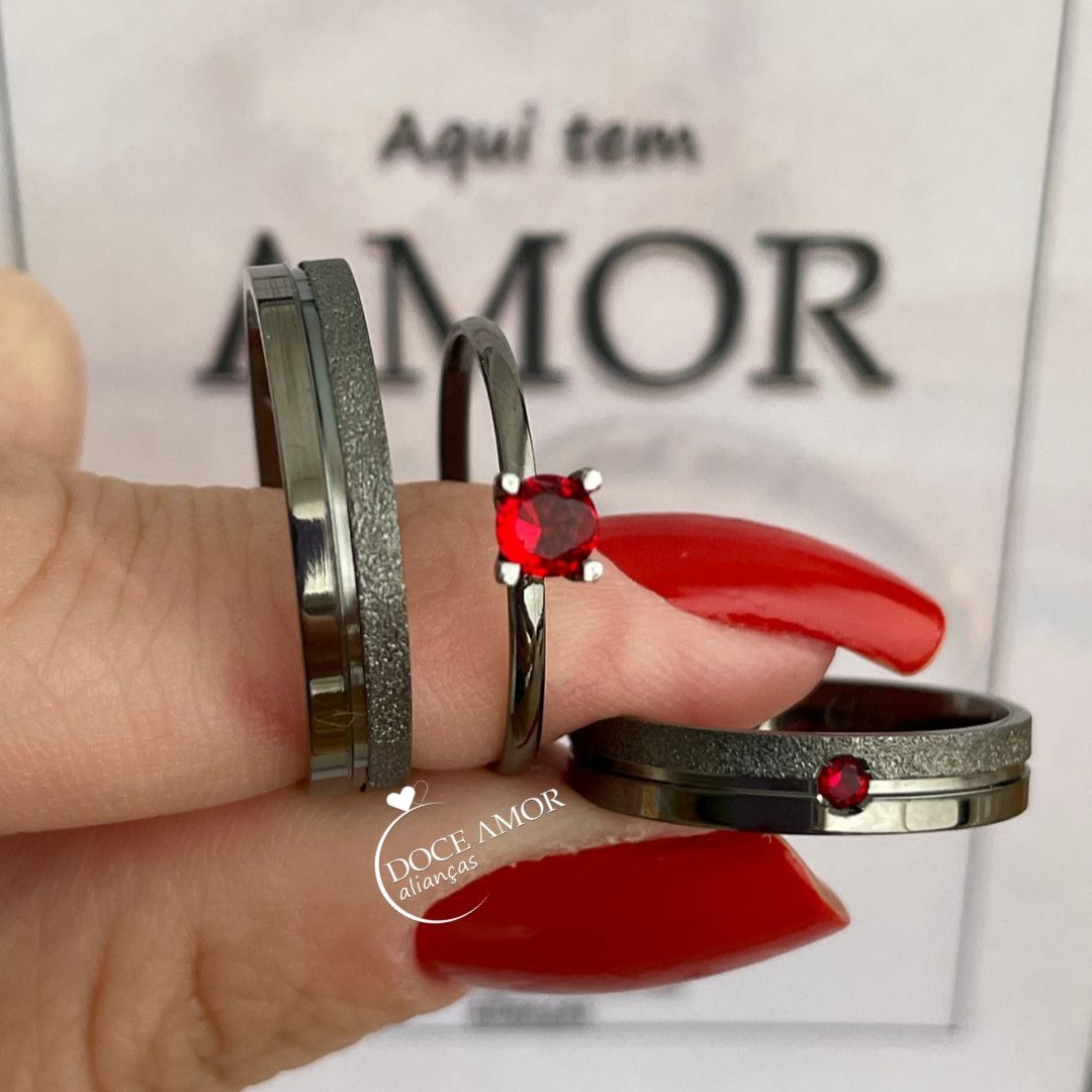 Par de Alianças em Prata 950 Banho  Ródio Negro - 4mm  Modelo: DA-019-4 Solitário Tradicional