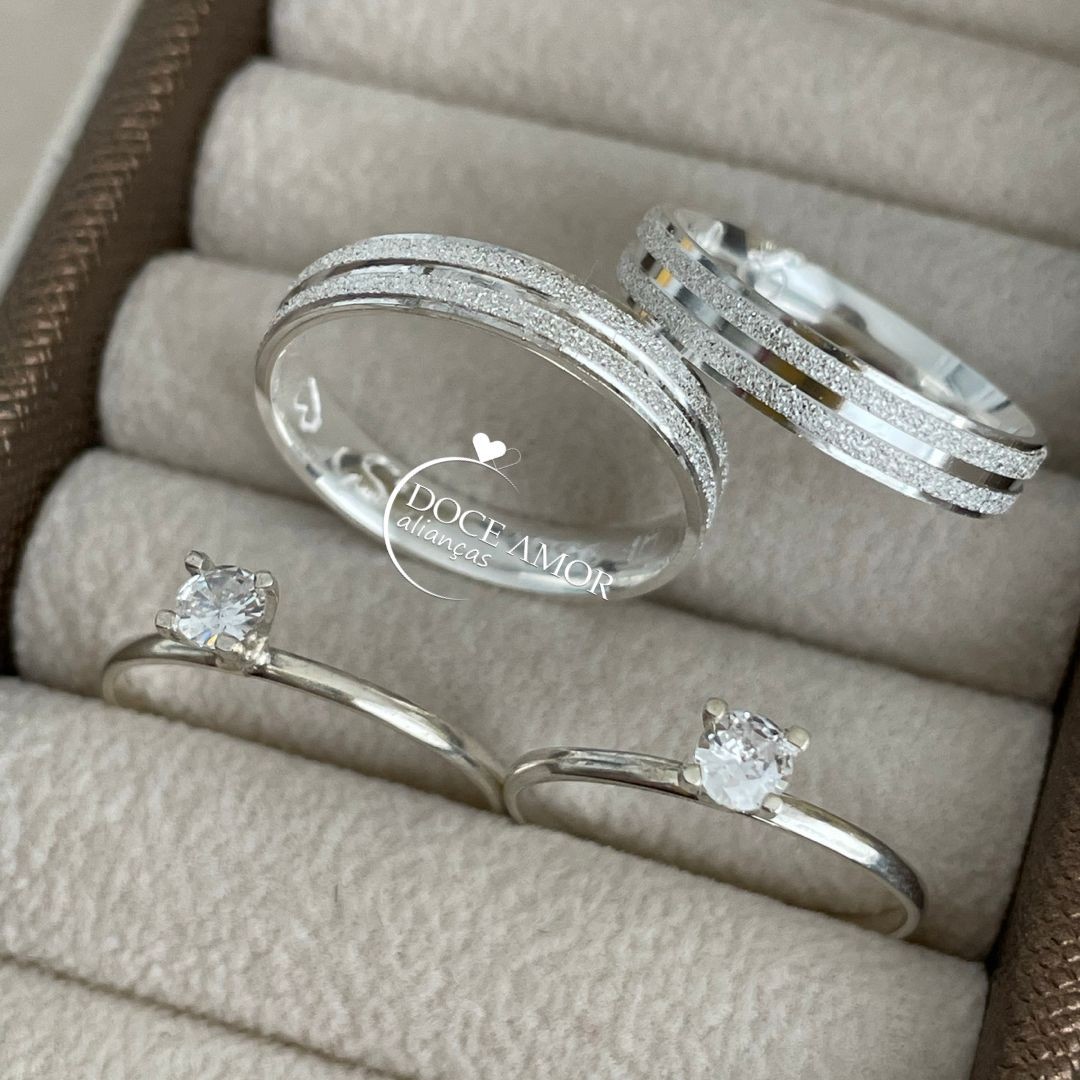 Par de Alianças em Prata 950- 4mm   Modelo: DA-011-3  Solitário Tradicional