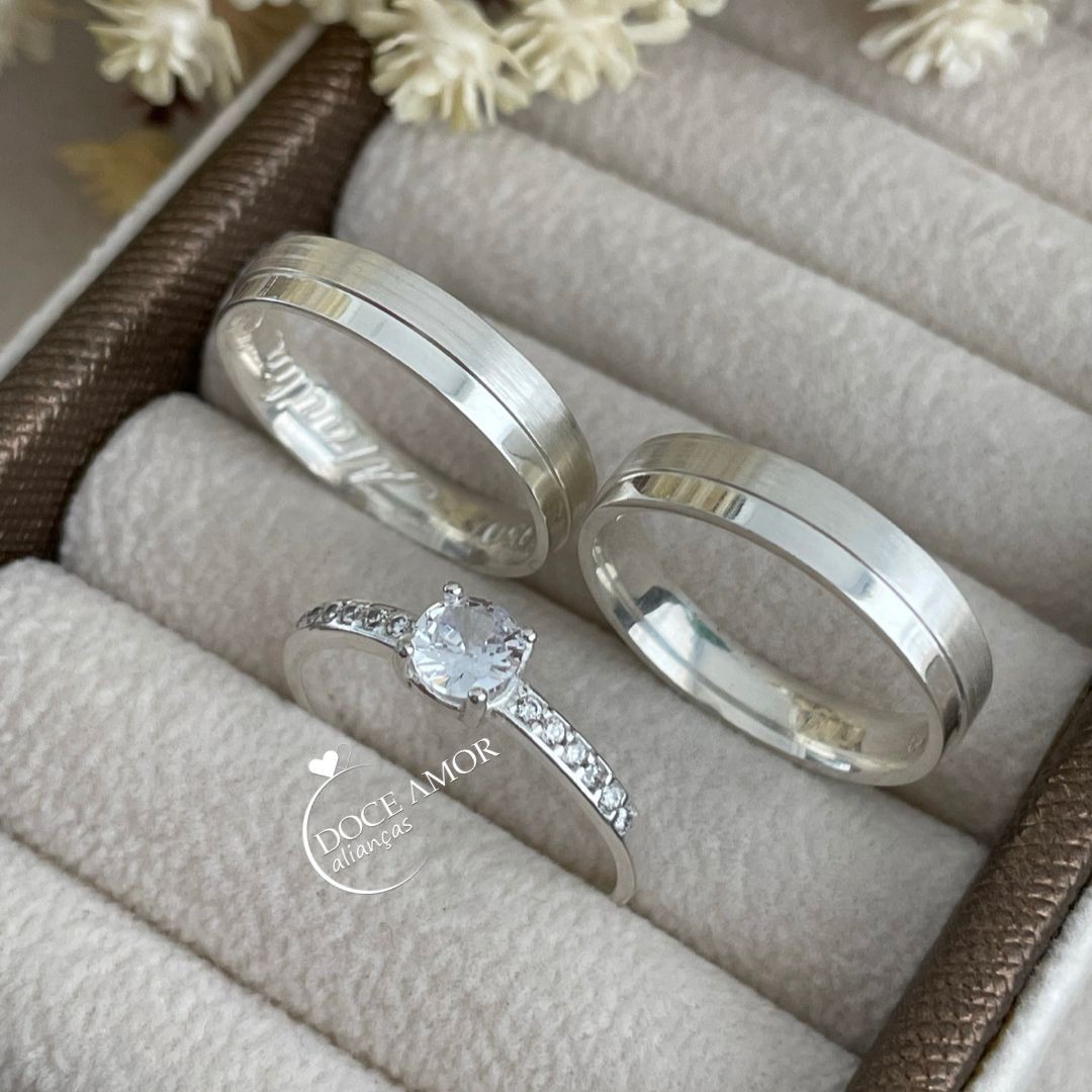 Par de Alianças em Prata 950- 4mm Modelo: DA-054  Solitário Ellegance