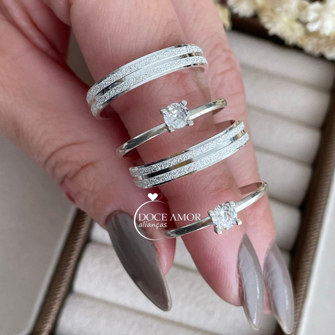 Par de Alianças em Prata 950- 4mm   Modelo: DA-011-3  Solitário Tradicional