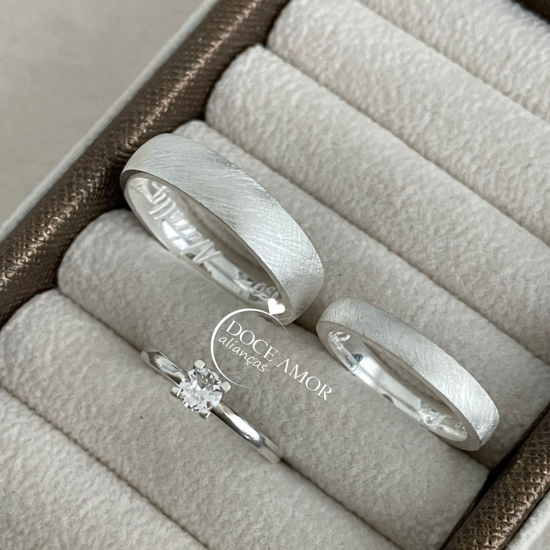 Par de Alianças em Prata 950- 5mm e 3mm Modelo: DA-055  Solitário Tradicional