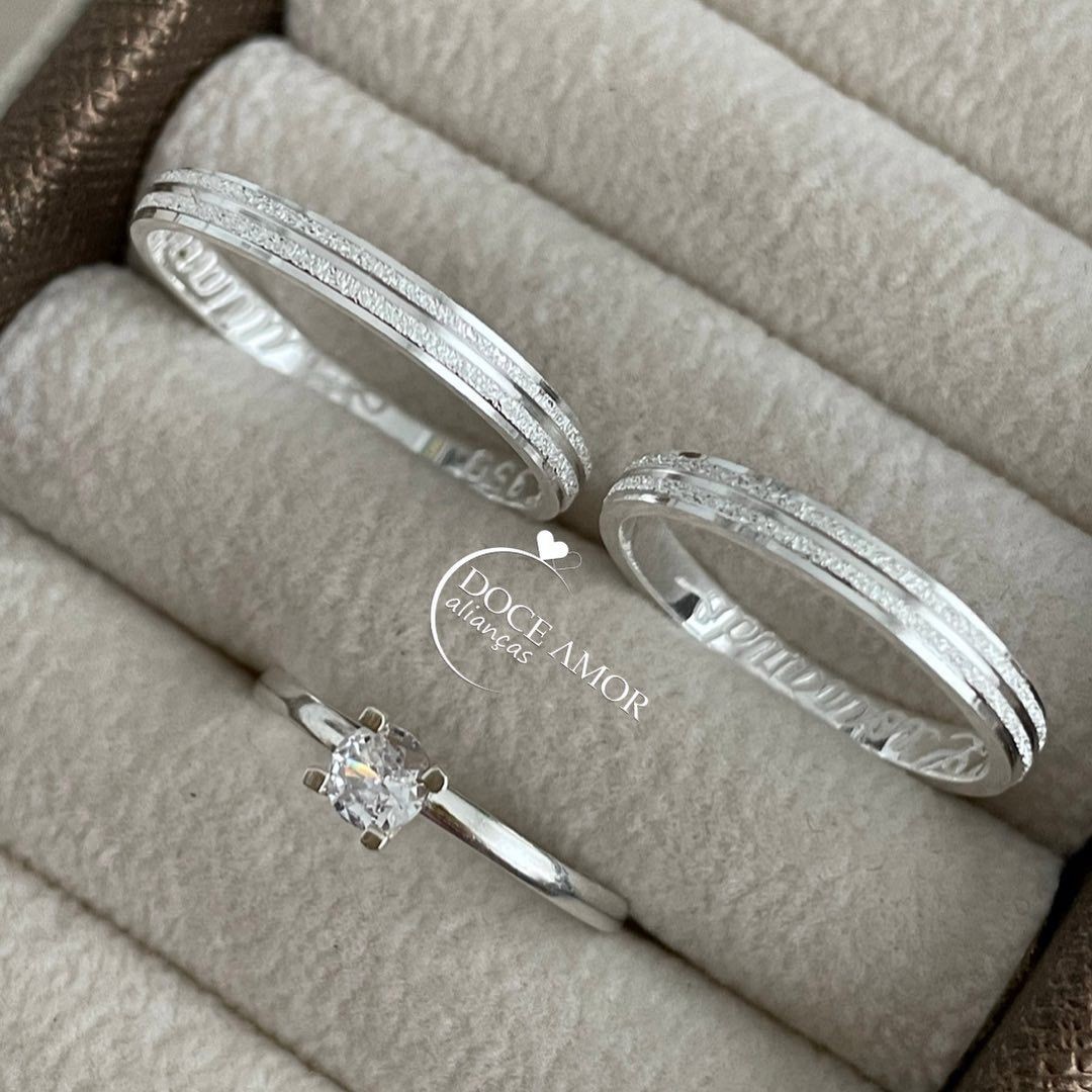 Par de Alianças em Prata 950- 2mm   Modelo: DA-011-5 Solitário Tradicional